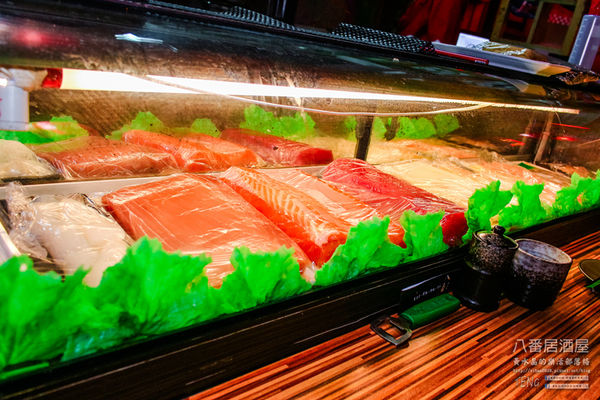 八番居酒屋【桃園美食】|桃園市桃園區巷弄深夜居酒屋；日本人也喜歡來的深夜食堂；水晶造訪多次的口袋私房名單。