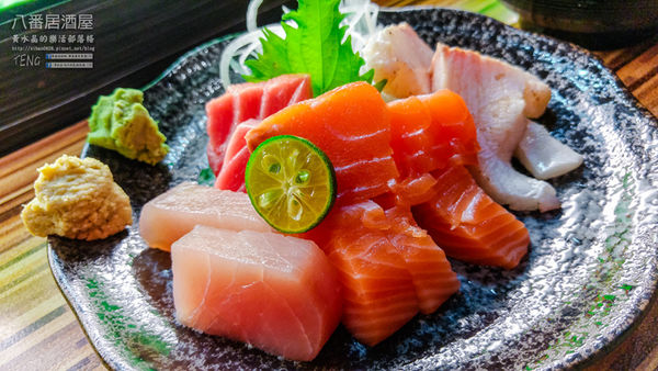 八番居酒屋【桃園美食】|桃園市桃園區巷弄深夜居酒屋；日本人也喜歡來的深夜食堂；水晶造訪多次的口袋私房名單。