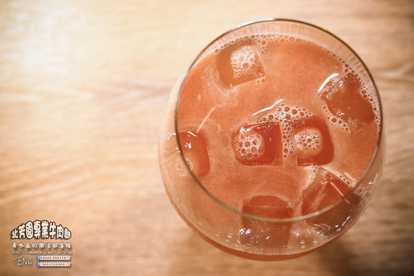 北芳園專業牛肉麵|台北市信義區/北捷市府站《台北牛肉麵“台北觀光局、食尚玩家”推薦；就算在深夜也吃的到牛肉麵》