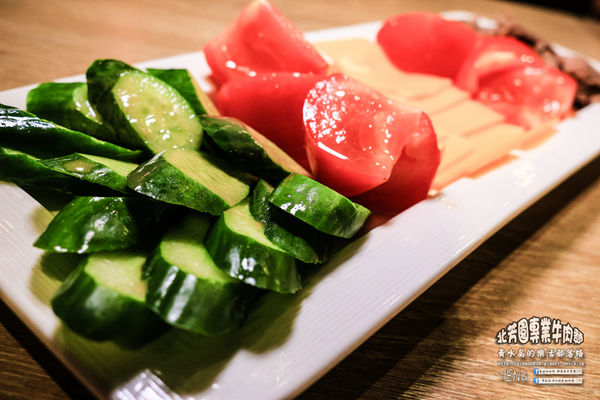 北芳園專業牛肉麵|台北市信義區/北捷市府站《台北牛肉麵“台北觀光局、食尚玩家”推薦；就算在深夜也吃的到牛肉麵》