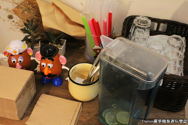 『桃園中壢下午茶啡啡店』大觀X小弄★中原隱藏版每日手工限量甜點店/廢墟賣甜點適合拍美照IG打卡熱店