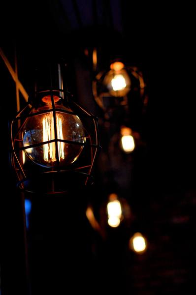 韓老大 韓式燒肉 한으뜸：▌台北 • 韓老大 ▌薇拉小公主追試營運店• 不飛韓國也能吃到首爾奉天海鮮九層塔的台灣版 + 澳洲M9壺漬牛肋肉 +燈泡咕嚕咕嚕飲料