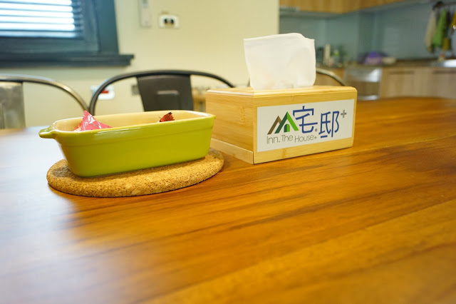 台東市 「宅邸+」 - SGS認證民宿 溫暖的手作工業風 環保民宿