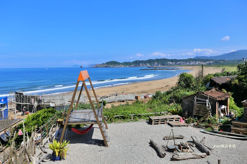 靠北過日子Quiet B. Days|新北金山景觀餐廳,擁抱中角灣無敵海景