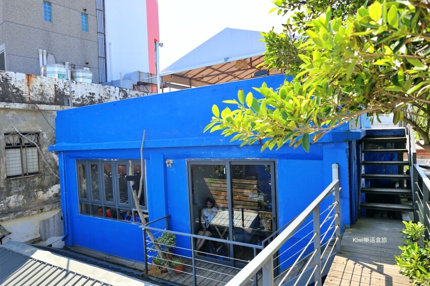 靠北過日子Quiet B. Days|新北金山景觀餐廳,擁抱中角灣無敵海景