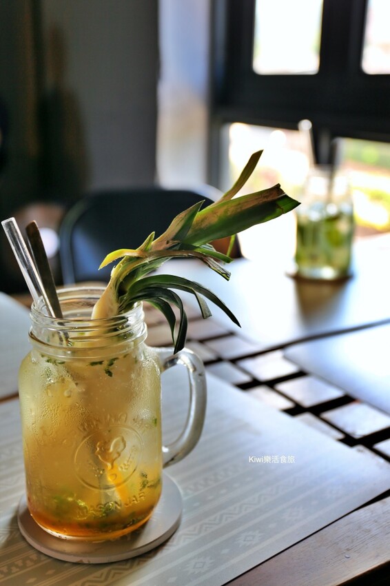 靠北過日子Quiet B. Days|新北金山景觀餐廳,擁抱中角灣無敵海景