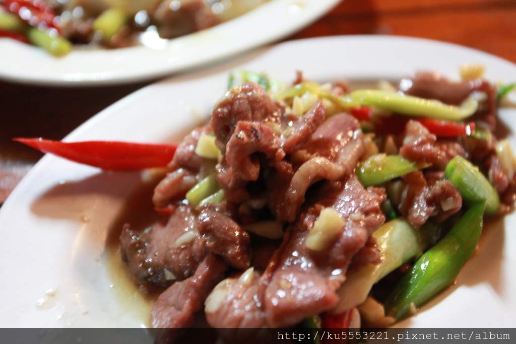 IMG_2048.JPG IMG_2048.JPG