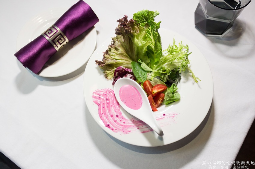 高雄苓雅︱覓奇頂級料理餐廳　香軟入味台塑牛排、厚脆多汁戰斧豬排；是浪漫高雅餐廳，亦是藝術文化展廊！