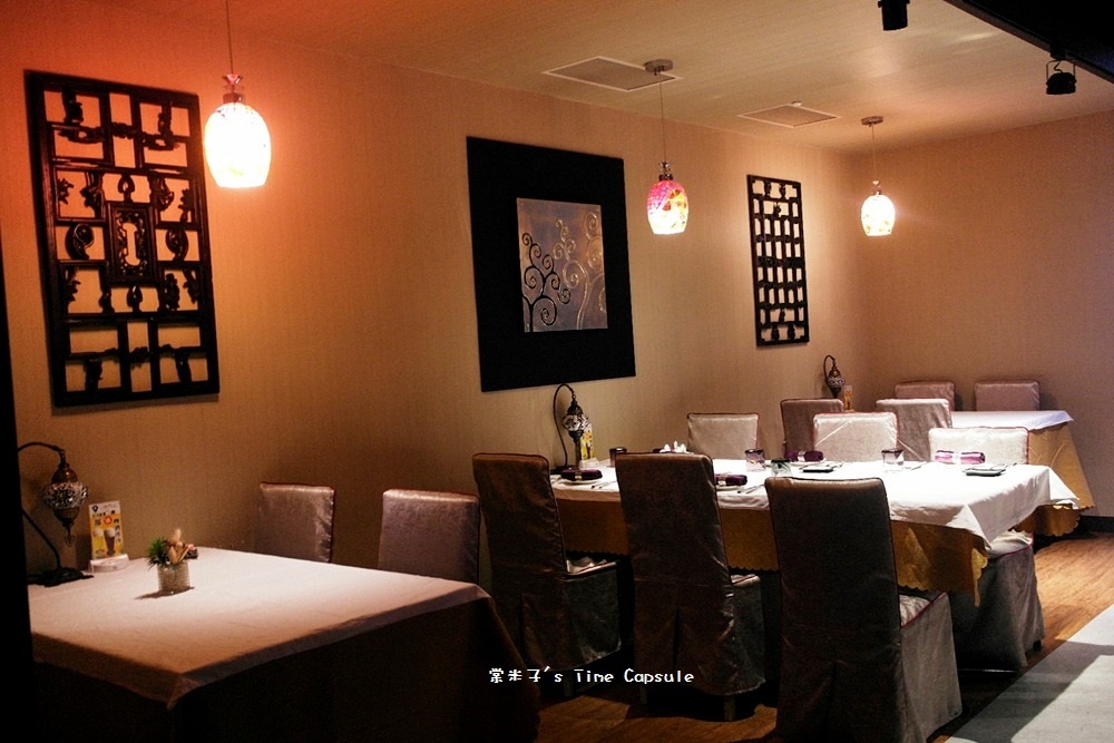 [高雄信義國小站]巷弄內的大份量戰斧豬排+嫩口台塑牛排~覓奇頂級料理Michelin House(苓雅區)!