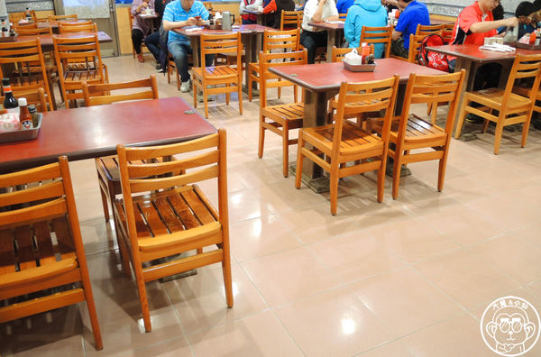 佳樂牛排館：呷飽祙【宜蘭五結･佳樂牛排】老字號牛排館