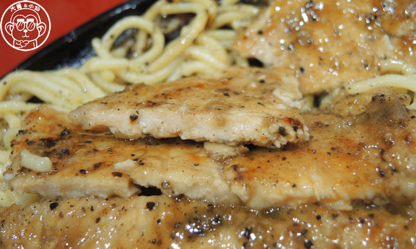 佳樂牛排館：呷飽祙【宜蘭五結･佳樂牛排】老字號牛排館