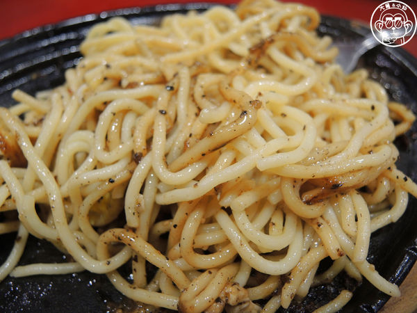 佳樂牛排館：呷飽祙【宜蘭五結･佳樂牛排】老字號牛排館