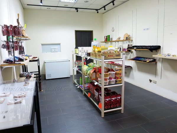 琉璃珠風情旅店：來去住一晚 6    ..琉璃珠風情旅店