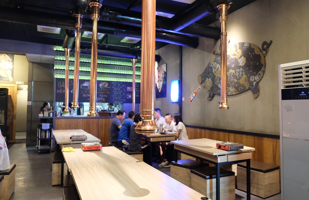 [台南]東區 大口吃肉配韓國燒酒 豬舞花韓國燒肉專賣店 歐巴烤肉給你吃~