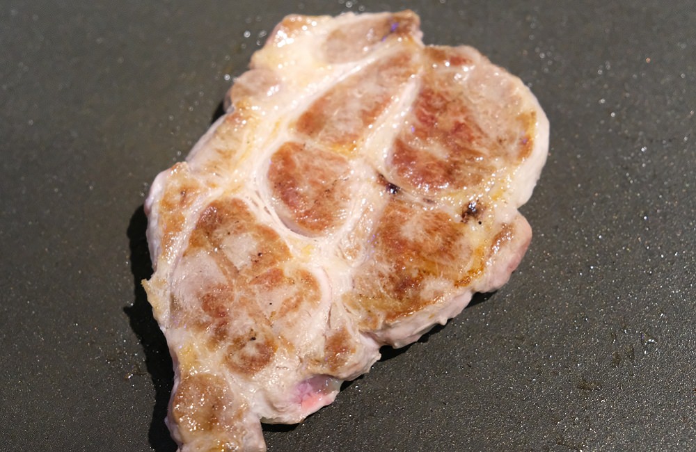 [台南]東區 大口吃肉配韓國燒酒 豬舞花韓國燒肉專賣店 歐巴烤肉給你吃~