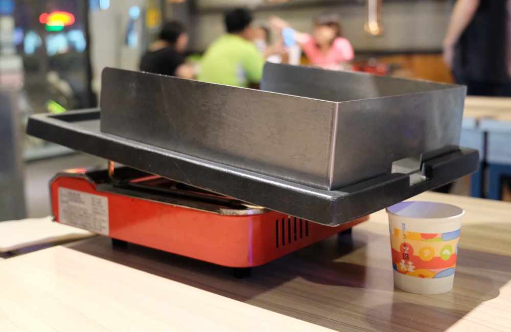 [台南]東區 大口吃肉配韓國燒酒 豬舞花韓國燒肉專賣店 歐巴烤肉給你吃~