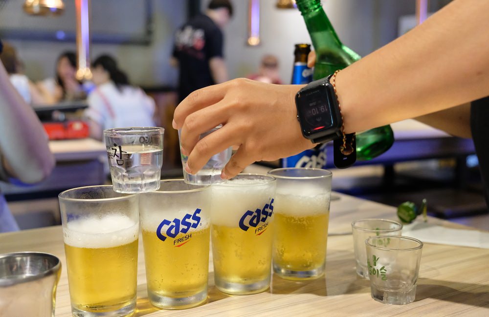 [台南]東區 大口吃肉配韓國燒酒 豬舞花韓國燒肉專賣店 歐巴烤肉給你吃~