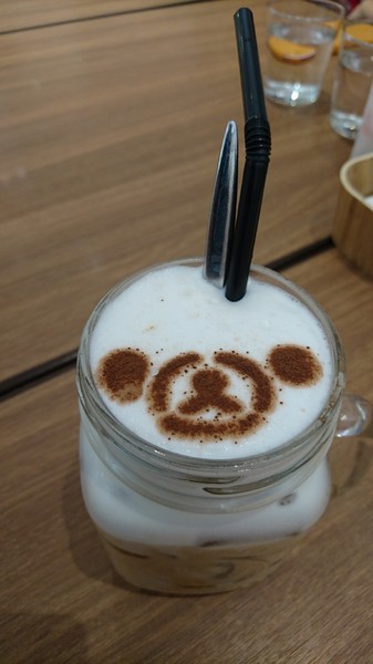 Rilakkuma Café 拉拉熊咖啡廳(台中店)：台中新光三越~Rilakkuma Cafe 拉拉熊咖啡廳~古錐的拉拉熊餐點捨不得吃下肚啦~超萌主題餐廳~