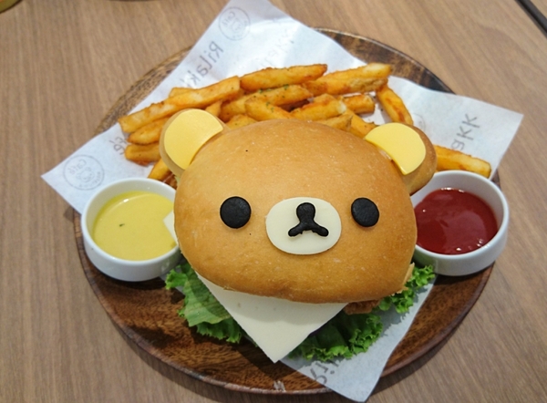 Rilakkuma Café 拉拉熊咖啡廳(台中店)：台中新光三越~Rilakkuma Cafe 拉拉熊咖啡廳~古錐的拉拉熊餐點捨不得吃下肚啦~超萌主題餐廳~