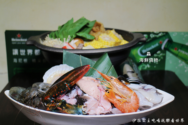 鱻海鮮燒物：蘆洲燒烤『鱻海鮮燒物』鮟鱇魚海鮮火鍋/流膏的大閘蟹非吃不可/捷運徐匯中學站