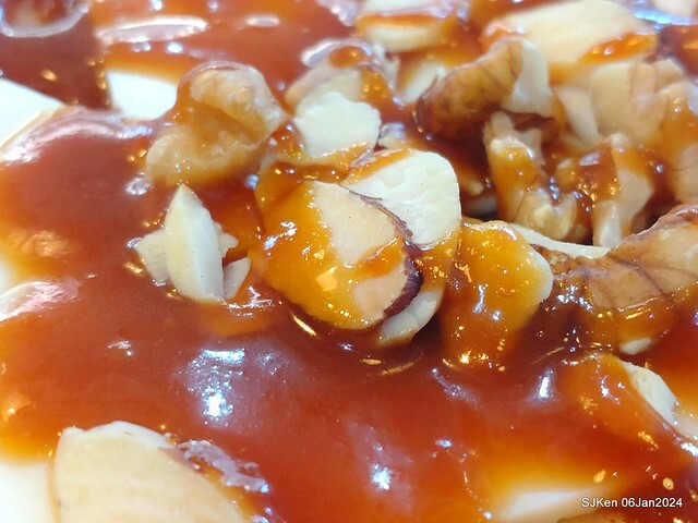 (新竹東區關帝君廟附近美食)「鹿可咖啡」(Look cafe shop), Hsinchu, Jan 6, 2024, SJKen