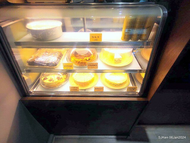 (新竹東區關帝君廟附近美食)「鹿可咖啡」(Look cafe shop), Hsinchu, Jan 6, 2024, SJKen