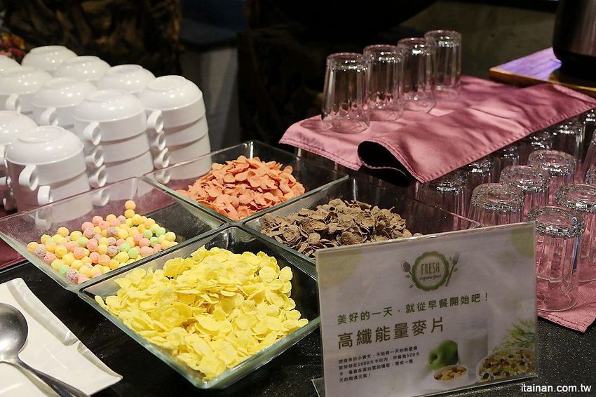 嘉義觀止飯店.燒肉觀止~優質住宿與最強燒肉的絕佳組合!期間限定『觀止‧品藏牛』一泊三食好划算 - 台南好Food遊