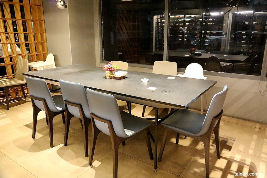 嘉義觀止飯店.燒肉觀止~優質住宿與最強燒肉的絕佳組合!期間限定『觀止‧品藏牛』一泊三食好划算 - 台南好Food遊