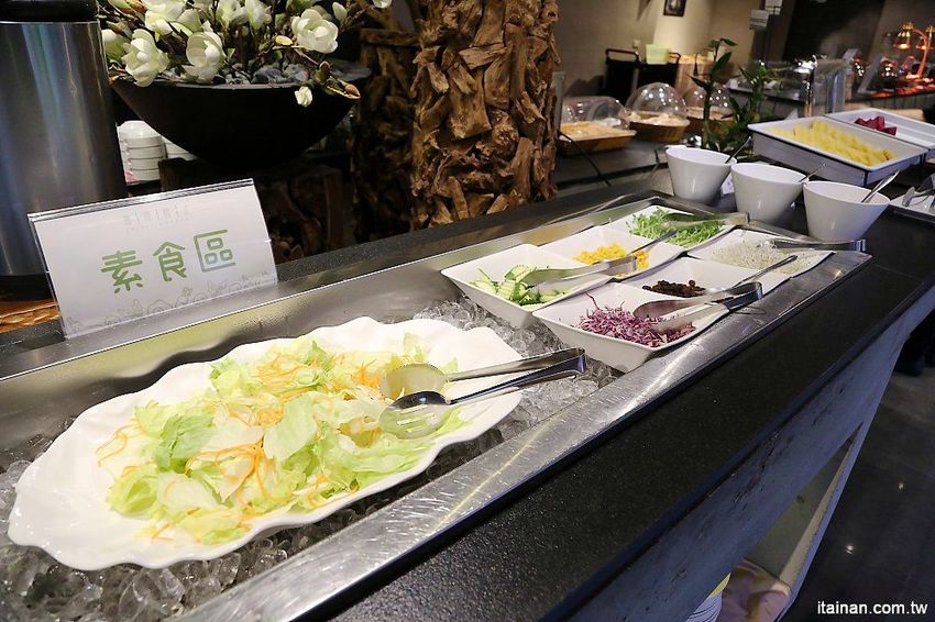 嘉義觀止飯店.燒肉觀止~優質住宿與最強燒肉的絕佳組合!期間限定『觀止‧品藏牛』一泊三食好划算 - 台南好Food遊