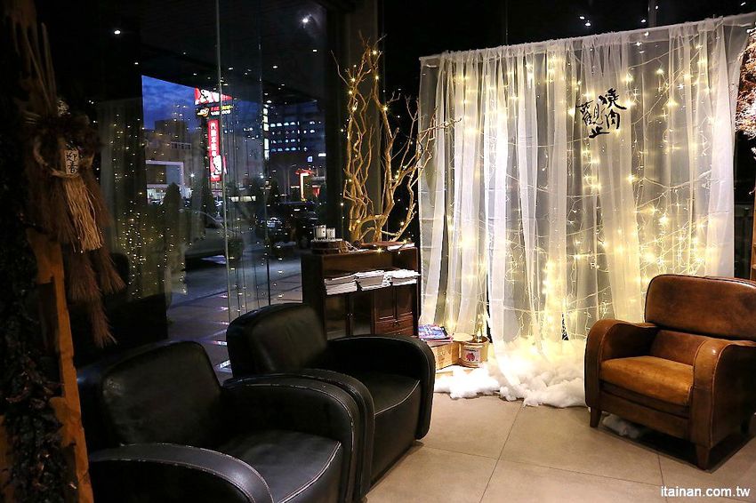 嘉義觀止飯店.燒肉觀止~優質住宿與最強燒肉的絕佳組合!期間限定『觀止‧品藏牛』一泊三食好划算 - 台南好Food遊