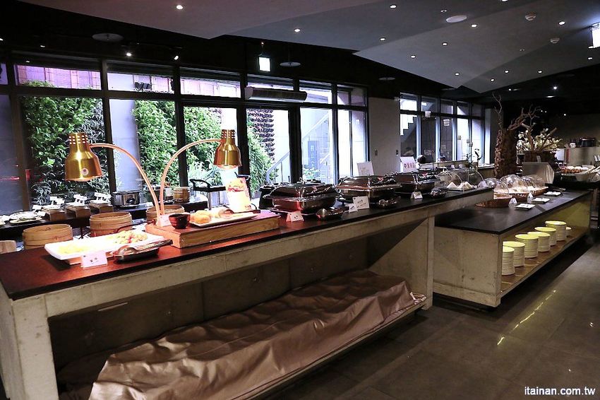 嘉義觀止飯店.燒肉觀止~優質住宿與最強燒肉的絕佳組合!期間限定『觀止‧品藏牛』一泊三食好划算 - 台南好Food遊