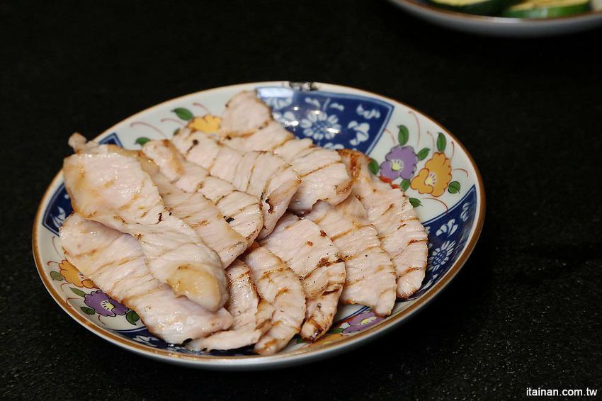 嘉義觀止飯店.燒肉觀止~優質住宿與最強燒肉的絕佳組合!期間限定『觀止‧品藏牛』一泊三食好划算 - 台南好Food遊