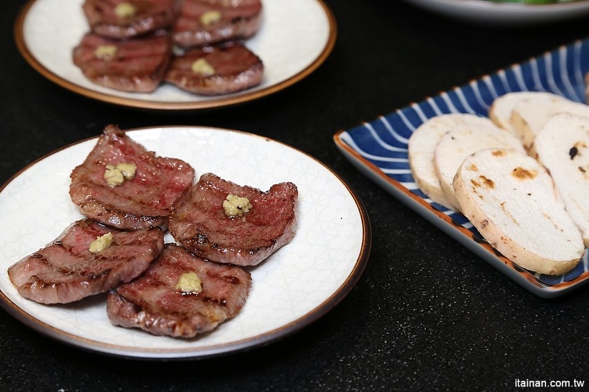 嘉義觀止飯店.燒肉觀止~優質住宿與最強燒肉的絕佳組合!期間限定『觀止‧品藏牛』一泊三食好划算 - 台南好Food遊