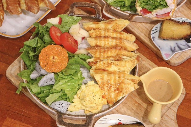 台中北區｜科博館附近，濃郁有機豆漿、平價豐富早午餐，還可以盡