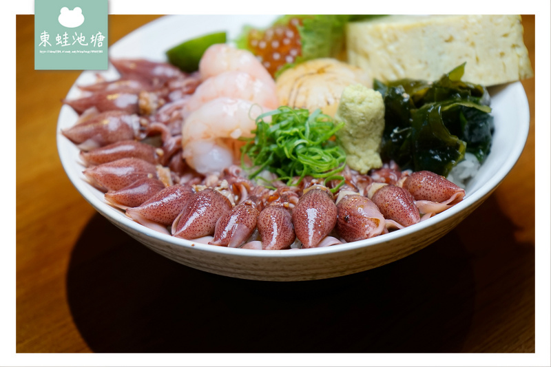 【中壢SOGO商圈美食推薦】超豪華海鮮丼飯 當季新鮮食材 坐著做海鮮丼飯專門店