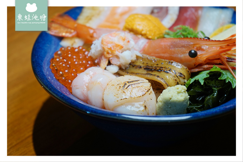 【中壢SOGO商圈美食推薦】超豪華海鮮丼飯 當季新鮮食材 坐著做海鮮丼飯專門店