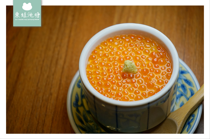 【中壢SOGO商圈美食推薦】超豪華海鮮丼飯 當季新鮮食材 坐著做海鮮丼飯專門店