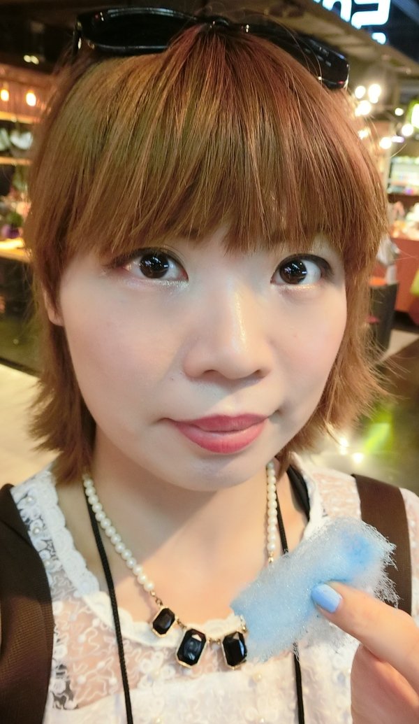 GLAMAIR: 【好吃冰品推薦】來自韓國的GLAM AIR時尚霜淇淋~位於台北信義新光三越A11館B1~逛街逛累的你可以來這裡享用這個很潮的美味冰品及飲料喔!