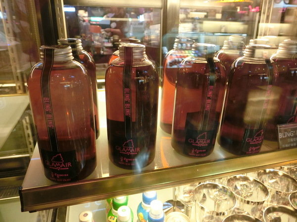 GLAMAIR: 【好吃冰品推薦】來自韓國的GLAM AIR時尚霜淇淋~位於台北信義新光三越A11館B1~逛街逛累的你可以來這裡享用這個很潮的美味冰品及飲料喔!