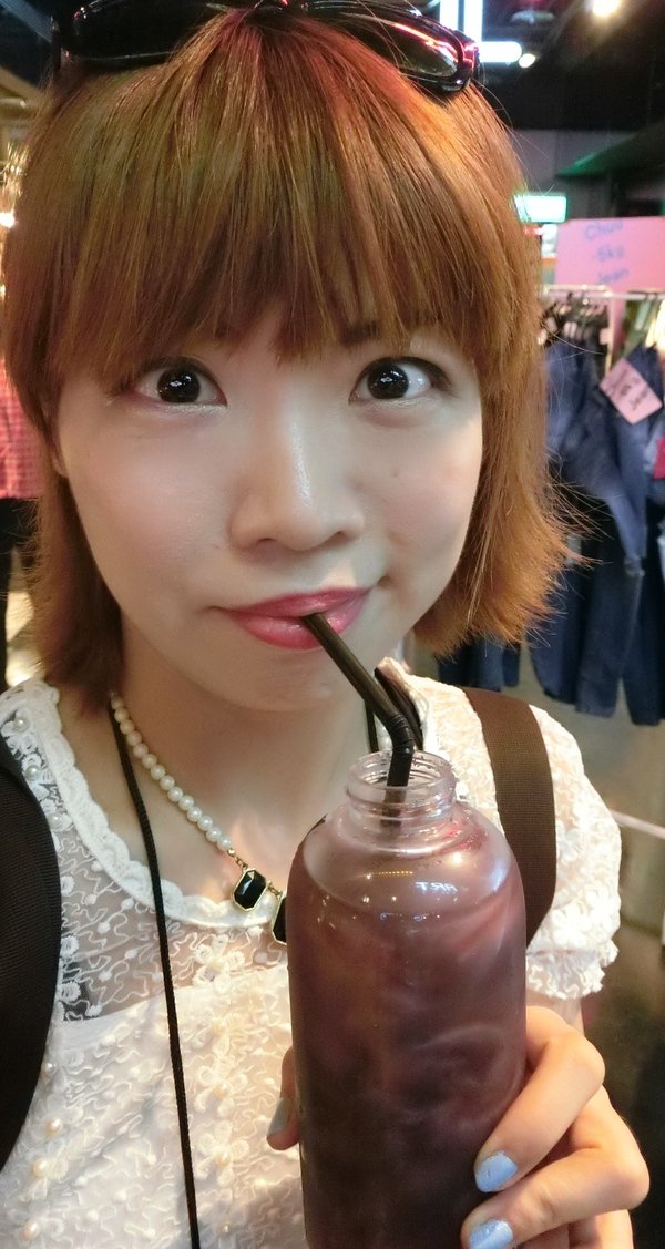 GLAMAIR: 【好吃冰品推薦】來自韓國的GLAM AIR時尚霜淇淋~位於台北信義新光三越A11館B1~逛街逛累的你可以來這裡享用這個很潮的美味冰品及飲料喔!