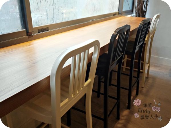 美食。餐廳│ 台北中山區 南京復興捷運站 COFFEE Z  湛盧旗下新品牌 手沖咖啡/點心 ❤跟著Livia享受人生❤