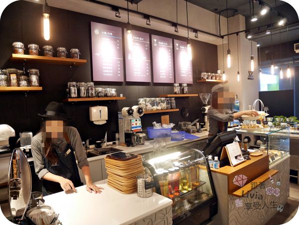 美食。餐廳│ 台北中山區 南京復興捷運站 COFFEE Z  湛盧旗下新品牌 手沖咖啡/點心 ❤跟著Livia享受人生❤