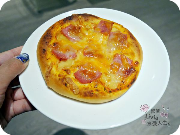 美食。餐廳│ 台北中山區 南京復興捷運站 COFFEE Z  湛盧旗下新品牌 手沖咖啡/點心 ❤跟著Livia享受人生❤