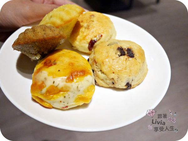 美食。餐廳│ 台北中山區 南京復興捷運站 COFFEE Z  湛盧旗下新品牌 手沖咖啡/點心 ❤跟著Livia享受人生❤