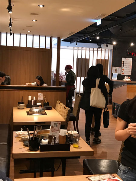 食記「涮乃葉☆日式涮涮鍋吃到飽」欣欣百貨2F