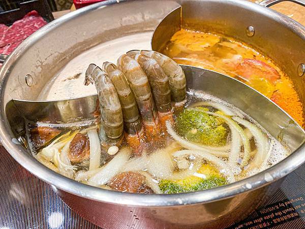 (台北中山站)涮乃葉syabu-yo 日式涮涮鍋吃到飽 中山站美食火鍋涮涮鍋吃到飽推薦 食材新鮮高cp值 和牛/咖哩飯/甜點/冰淇淋/飲料任你吃