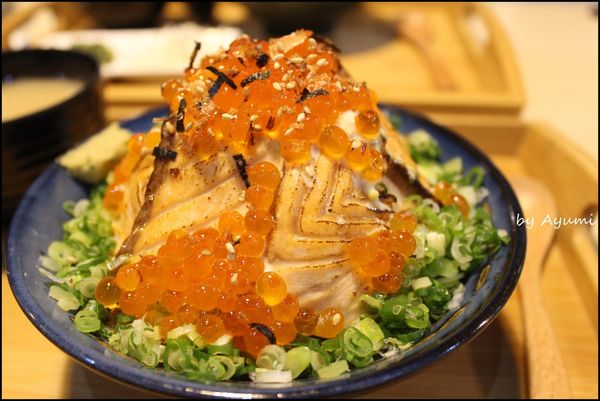 鮨次郎壽司專賣店：[食記]鮨次郎壽司專賣店~想吃創意丼飯就來這吧!!!!