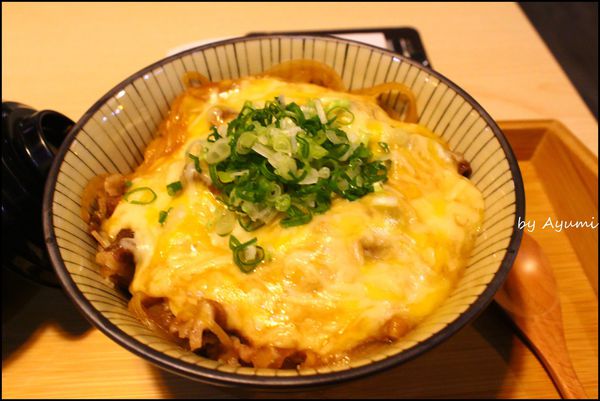 鮨次郎壽司專賣店：[食記]鮨次郎壽司專賣店~想吃創意丼飯就來這吧!!!!