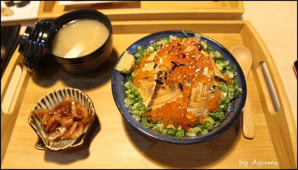 鮨次郎壽司專賣店：[食記]鮨次郎壽司專賣店~想吃創意丼飯就來這吧!!!!