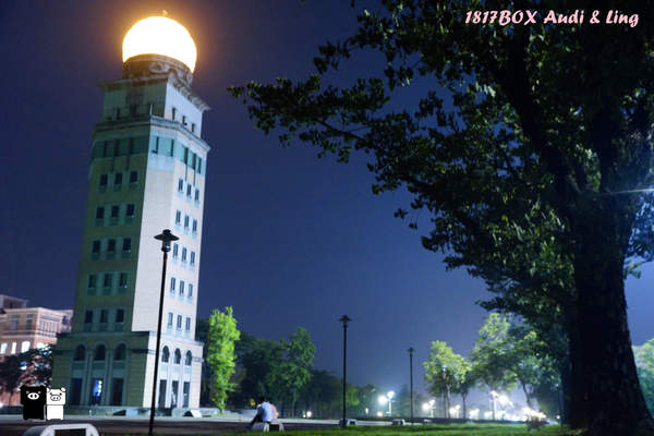 【雲林。斗六】環球科大鳳凰夫妻樹浪漫點燈。夜拍。鳳凰樹。愛月樓